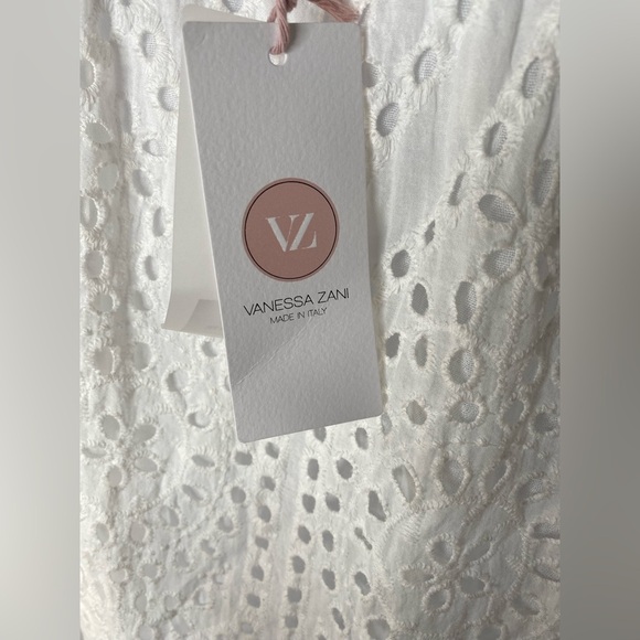 VZ Vanessa Zani NWT White Eyelet Lace Dress. Made in Italy  Pictured AS IS - Picture 2 of 10